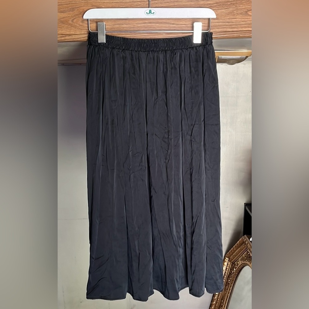 Vintage 100% silk skirt